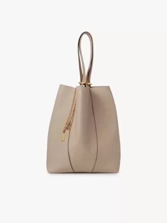 chlo spin tote bag in grained leather 2 330x440 - Chlo&eacute; Spin tote bag in grained leather