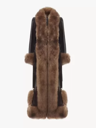 Long column coat in leather
