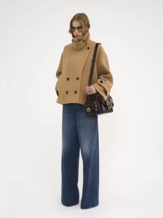 Oversized short coat in wool