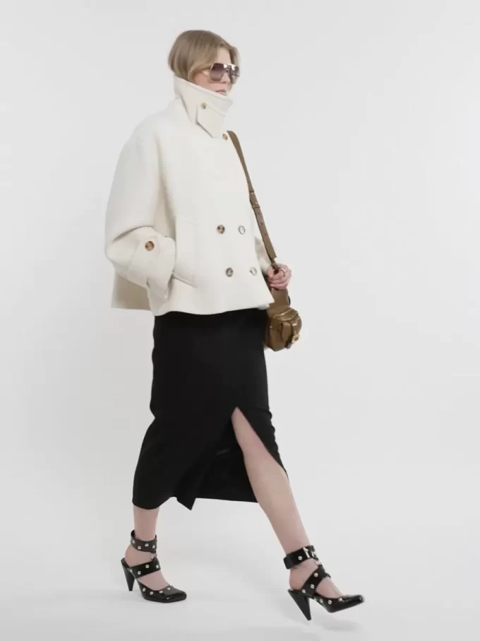 Oversized short coat in wool