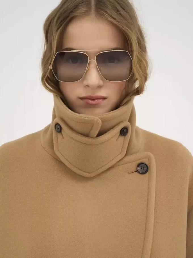 Oversized short coat in wool
