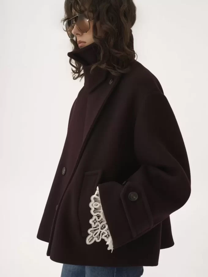 Oversized short coat in wool