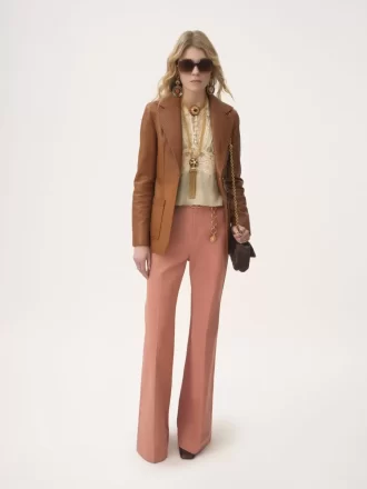 Tailored jacket in leather