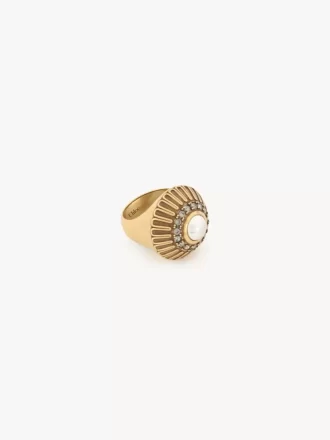 The Château Treasures ring